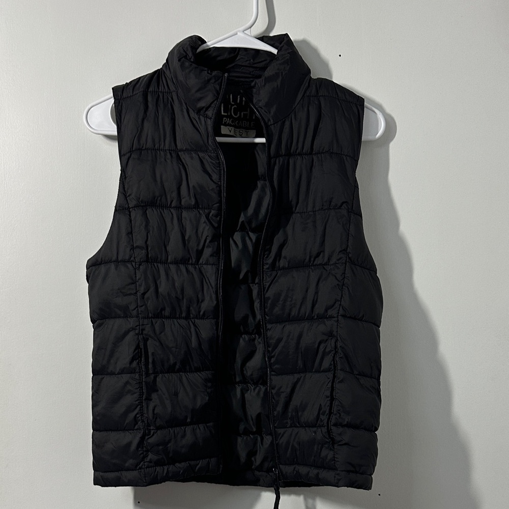 Love Tree Black Puffer Vest